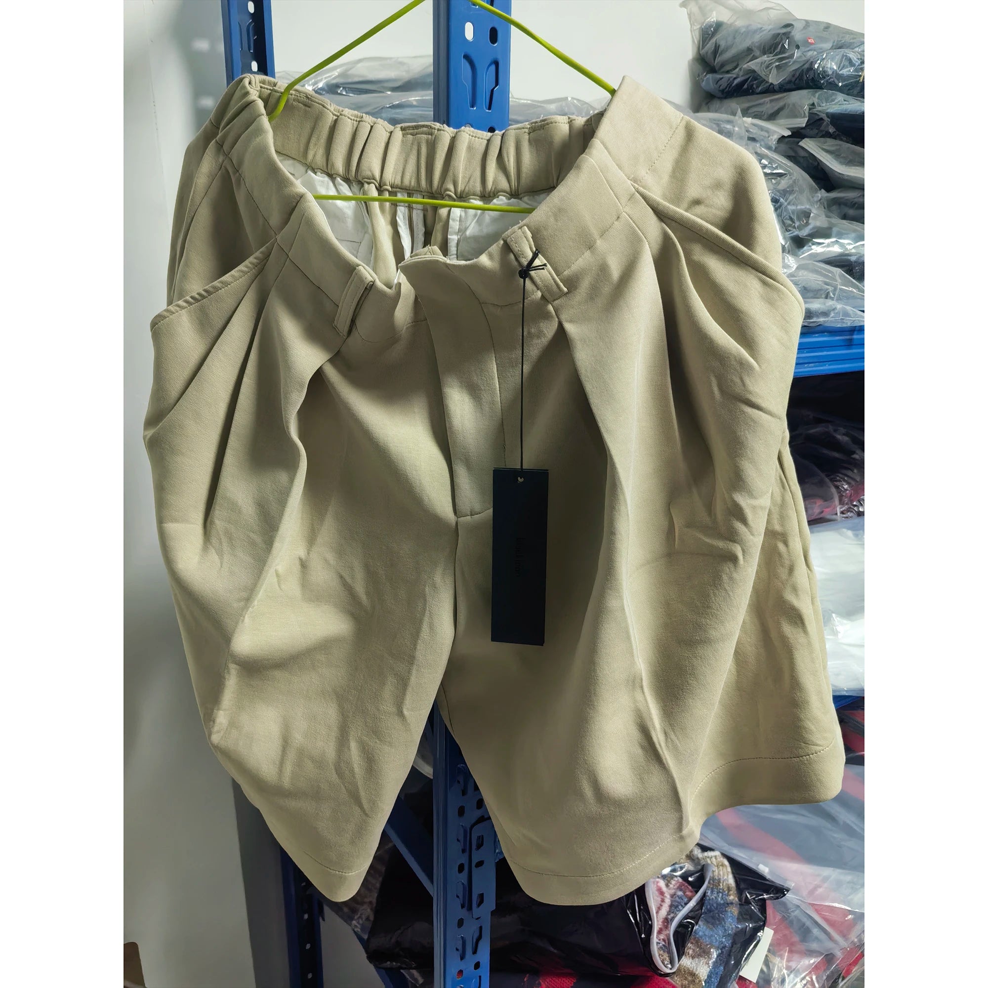 Old Money Aesthetic Shorts Men Elastic Waist Wide Leg Relaxed Fit Casual Dress Business Shorts Lightweight Solid Color Pleated