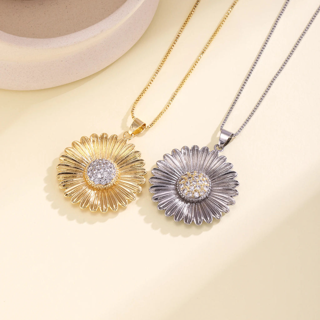Nidin Light Luxury Textured Daisy Flower Necklace Cubic Zirconia Pendant Vintage Old Money Style For Women Daily Party Jewelry