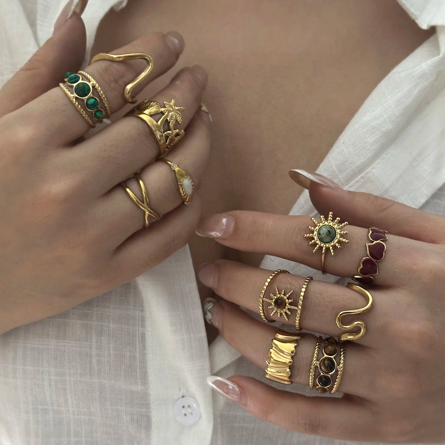 French Vintage Gold Aesthetic Ring for Women Waterproof Stainless Steel Old Money Antique Sunburst Stacking Jewelry